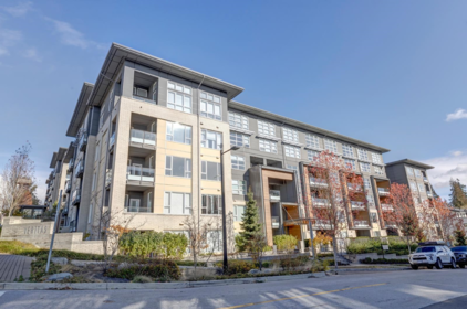 201 9877 University Crescent, Burnaby, BC, Simon Fraser Univer. — 1 bed apartment/condo for sale