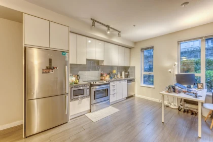 201 9877 University Crescent, Burnaby, BC