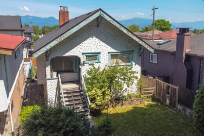 1165 E 33rd Avenue, Vancouver, BC, Vancouver — Single Family Residence for sale