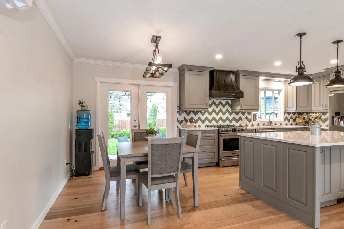 Family Room Photo of 27192 34 Avenue, Langley, BC