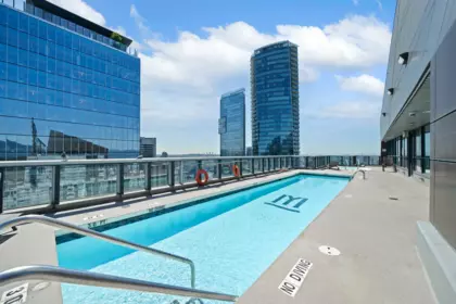 Primary Bathroom Photo of 2201 1189 Melville Street, Vancouver, BC