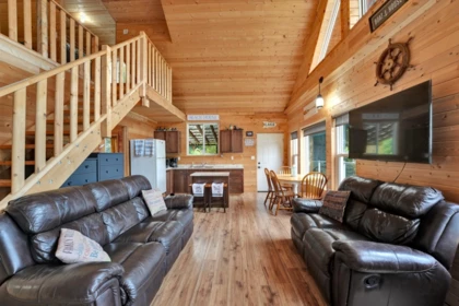 Breakfast Nook Photo of 20960 Cascade Bay, Harrison Hot Springs, BC
