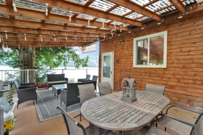 Garden / Landscaping Photo of 20960 Cascade Bay, Harrison Hot Springs, BC
