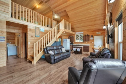 Kitchen Island Photo of 20960 Cascade Bay, Harrison Hot Springs, BC