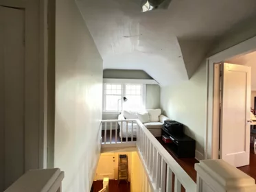 Hallway Photo of 2080 W 33rd Avenue, Vancouver, BC