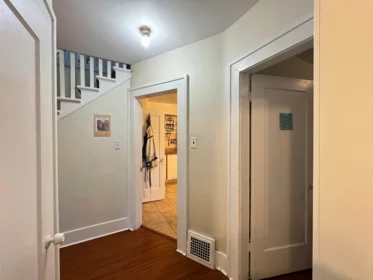 Laundry Room Photo of 2080 W 33rd Avenue, Vancouver, BC