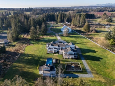 Community Amenities Photo (Clubhouse) of 5820 232 Street, Langley, BC