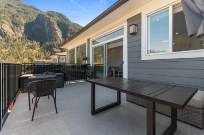 Hot Tub / Spa Photo of 10 63650 Flood Hope Road, Hope, BC