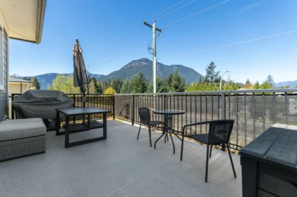 Swimming Pool Photo of 10 63650 Flood Hope Road, Hope, BC