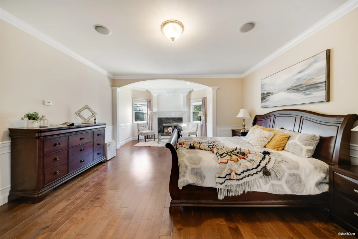 Basement Recreation Room Photo of 3355 164a Street, Surrey, BC