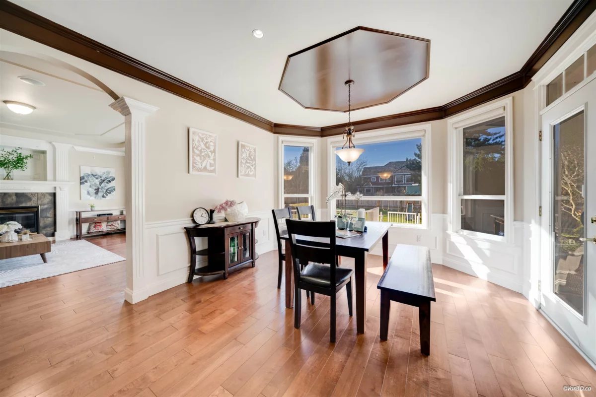 Breakfast Nook Photo of 3355 164a Street, Surrey, BC