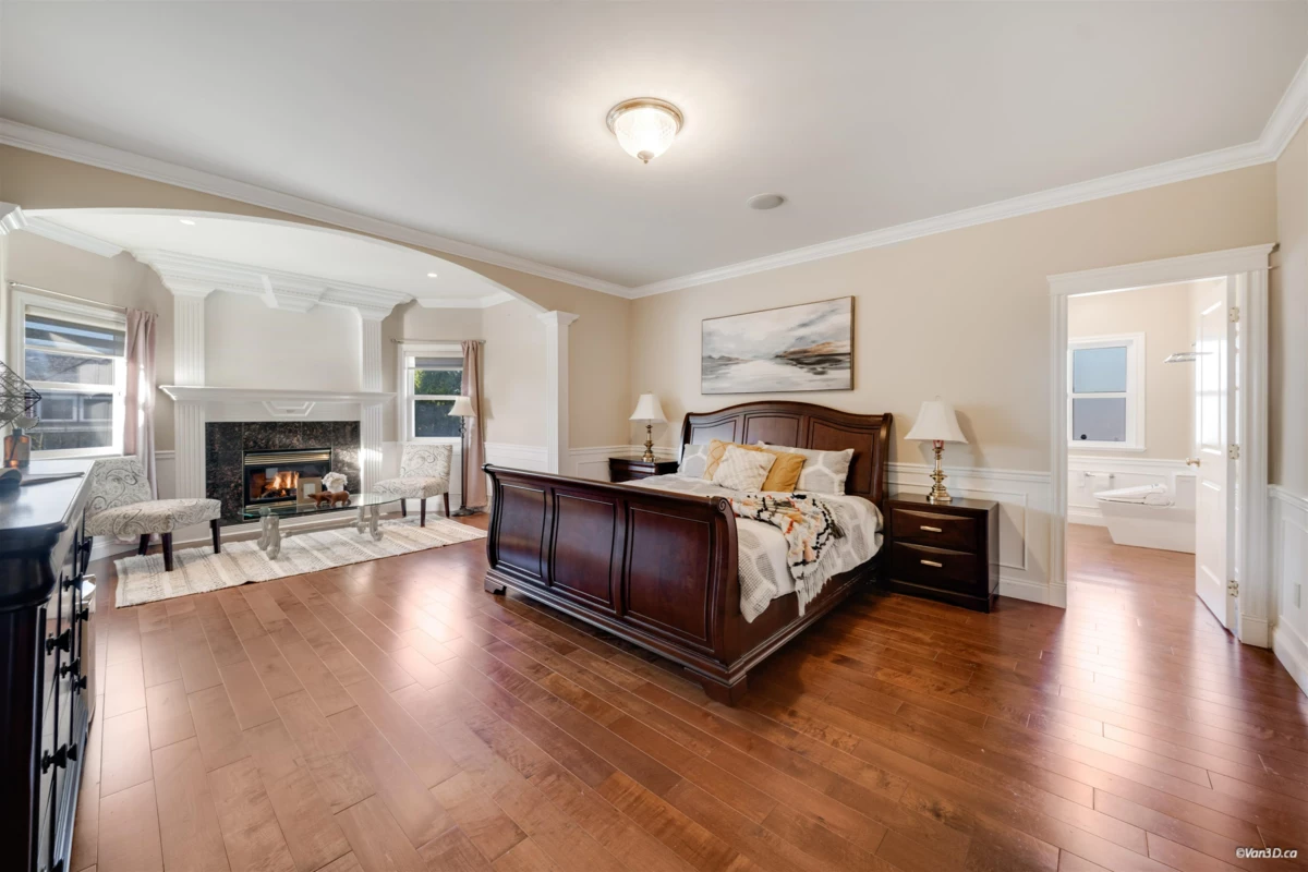 Laundry Room Photo of 3355 164a Street, Surrey, BC