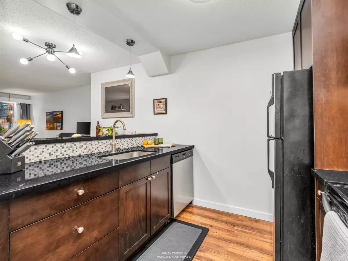 Primary Bathroom Photo of 108 1955 Woodway Place, Burnaby, BC