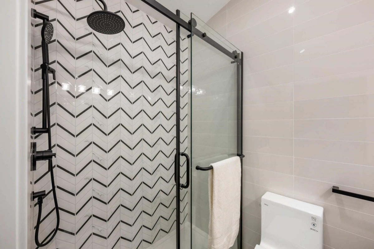 Basement Recreation Room Photo of 4 3065 Charles Street, Vancouver, BC