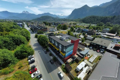 301 37762 Third Avenue, Squamish, BC, Squamish — Apartment/Condo for sale