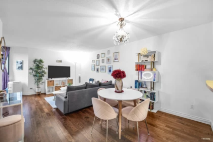 308 3588 Crowley Drive, Vancouver, BC