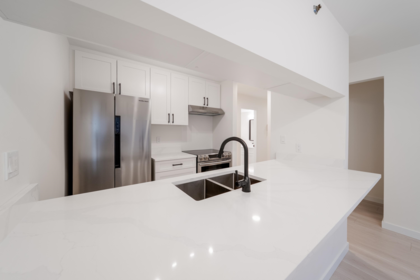 104 1147 Nelson Street, Vancouver, BC, Vancouver — Apartment/Condo for sale