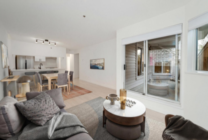 104 1147 Nelson Street, Vancouver, BC, Vancouver — Apartment/Condo for sale