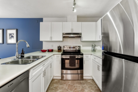 320 1220 Lasalle Place, Coquitlam, BC