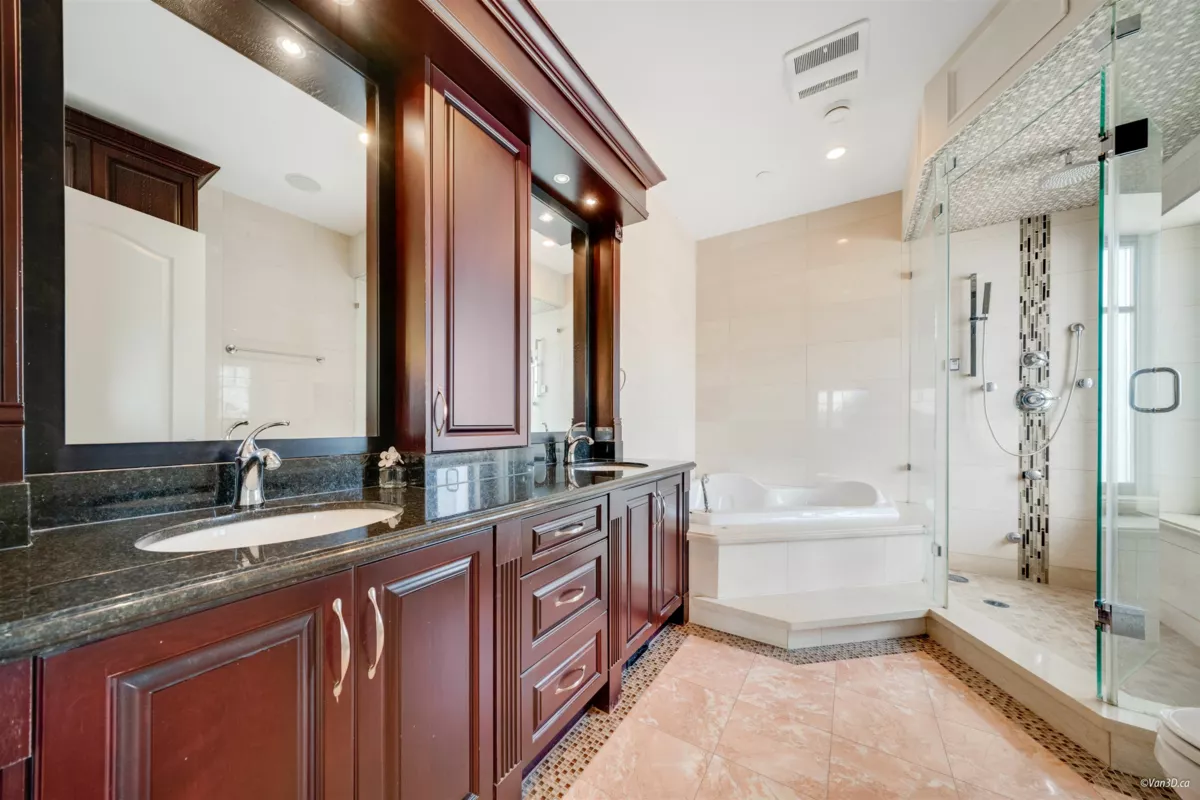 Laundry Room Photo of 6633 Neal Street, Vancouver, BC