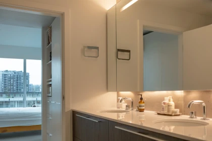 Primary Bathroom Photo of 513 6688 Pearson Way, Richmond, BC
