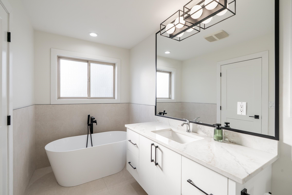 Bedroom 3 Photo of 238 Phillips Street, New Westminster, BC