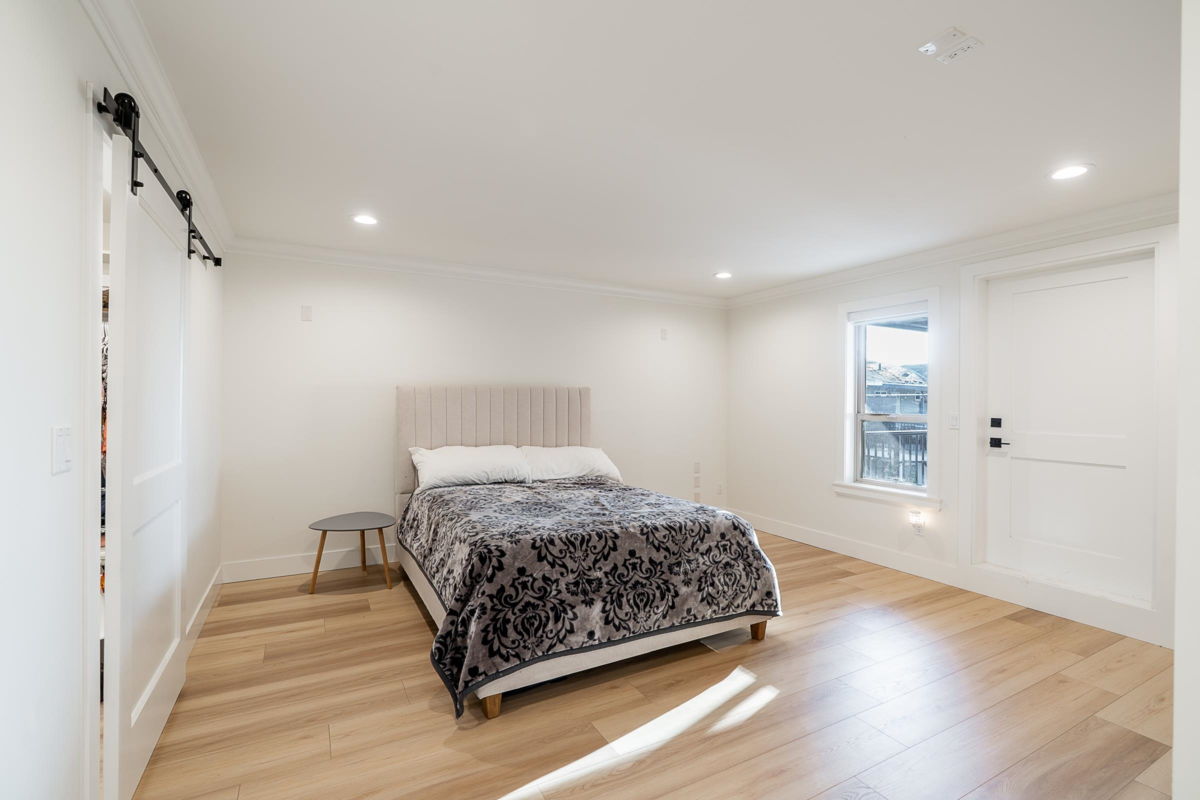 Powder Room Photo of 238 Phillips Street, New Westminster, BC