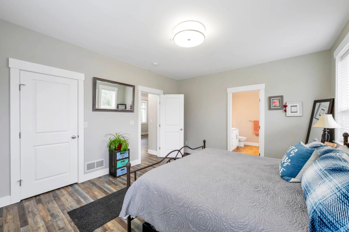 Basement Recreation Room Photo of 31221 Silverhill Avenue, Mission, BC