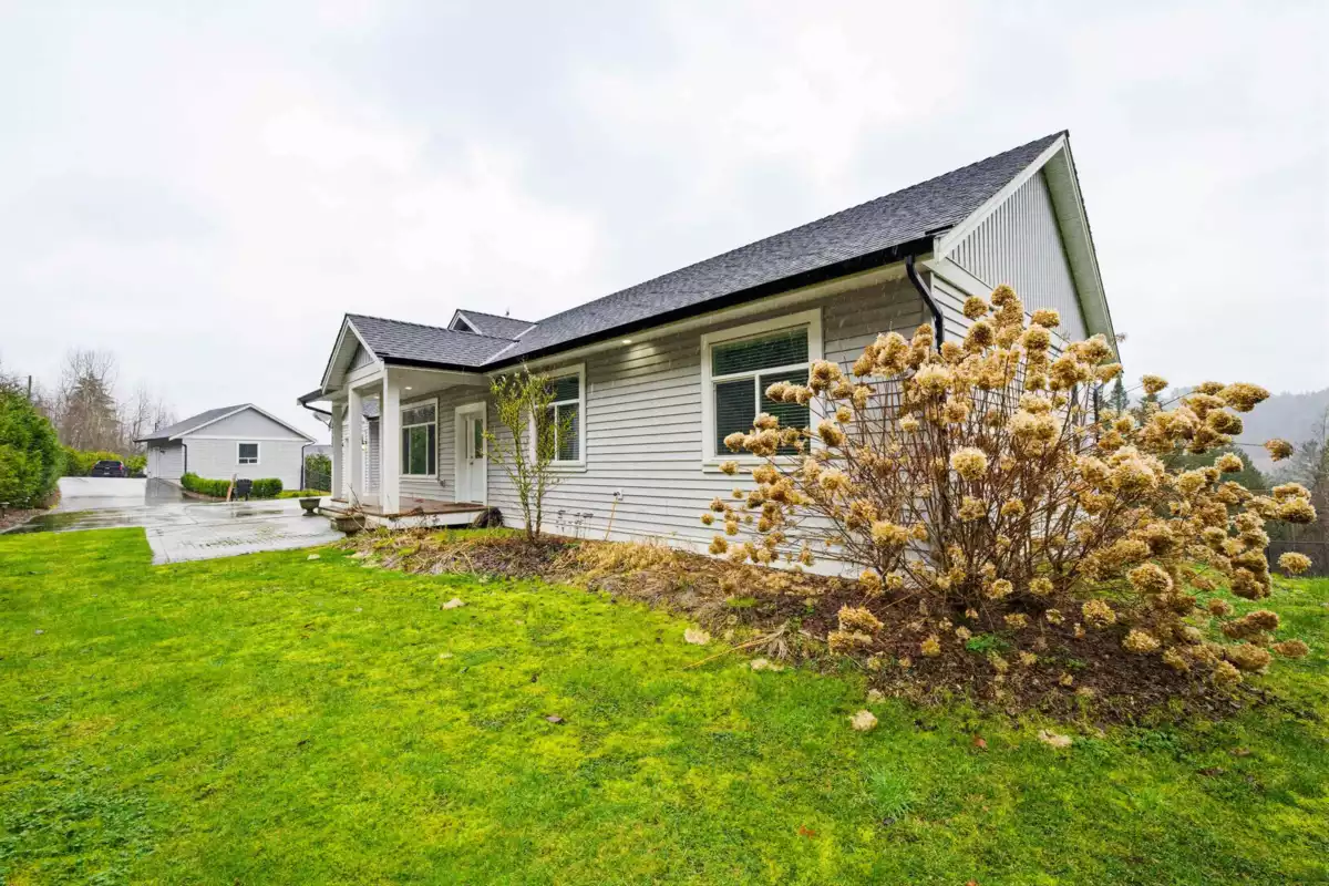 Fitness Center Photo Near 31221 Silverhill Avenue, Mission, BC