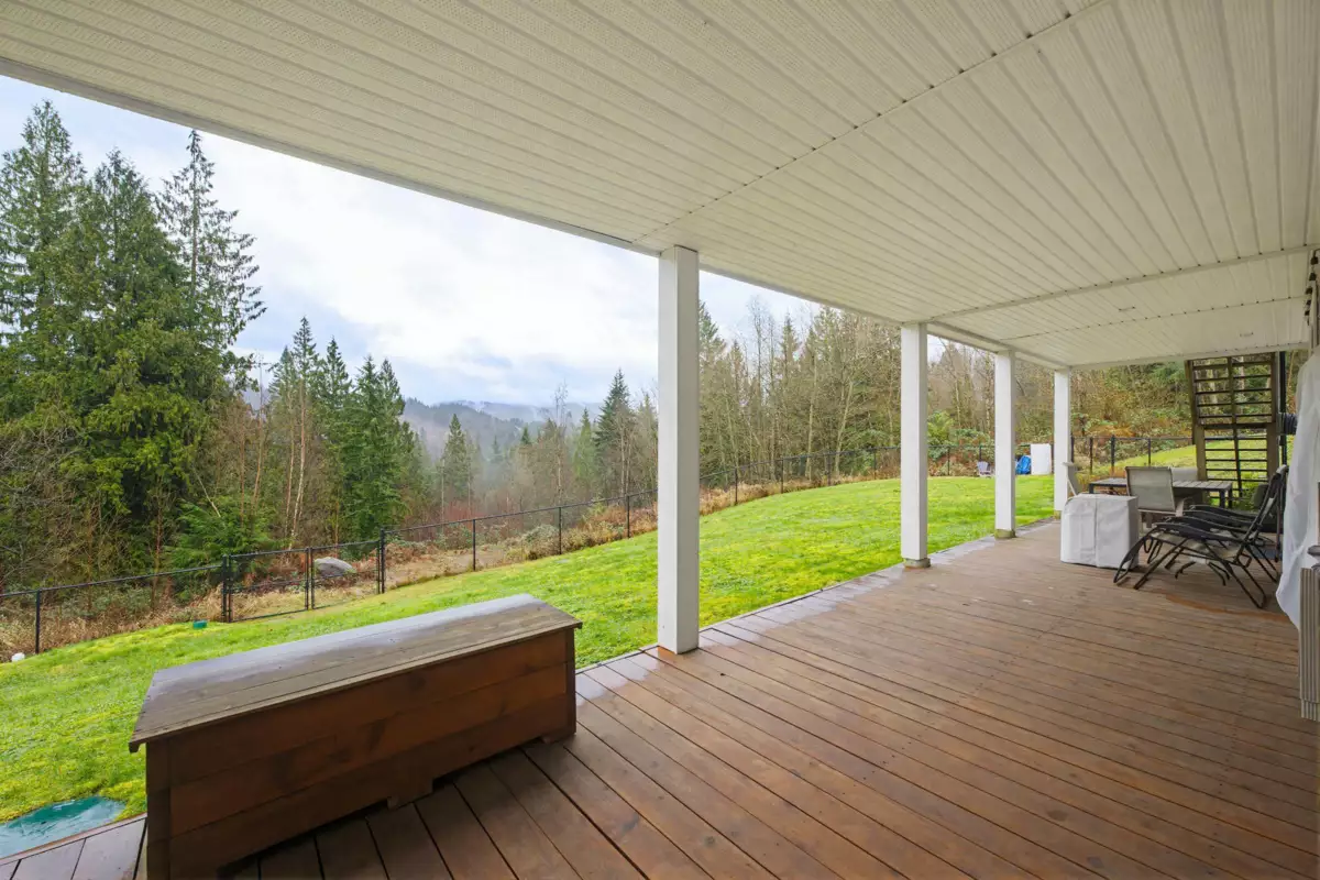 Outdoor Kitchen Photo of 31221 Silverhill Avenue, Mission, BC