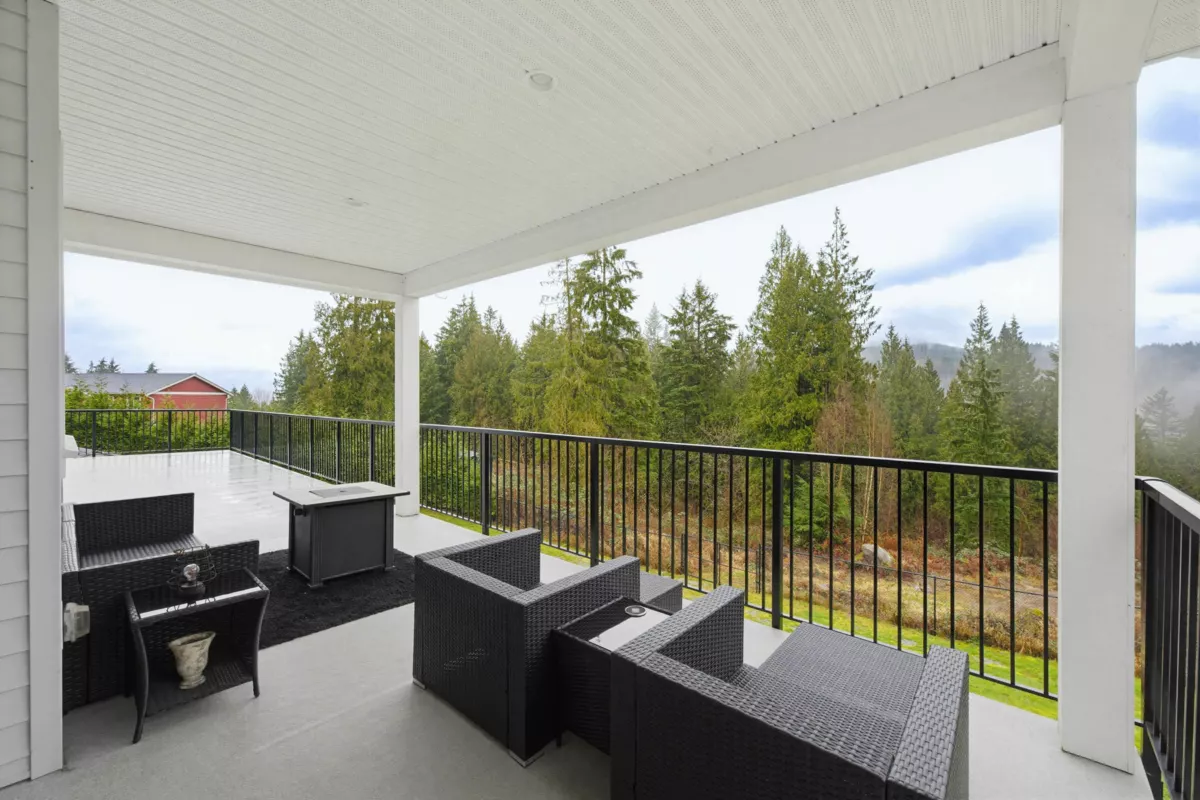 Outdoor Patio Photo of 31221 Silverhill Avenue, Mission, BC