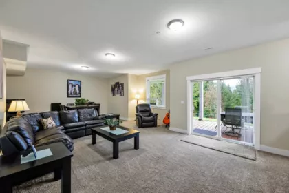 Entry Foyer Photo of 31221 Silverhill Avenue, Mission, BC