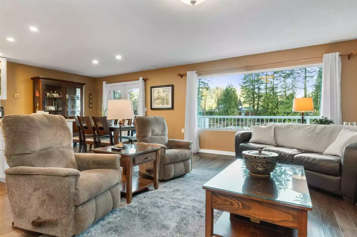 Bedroom 2 Photo of 120 Robertson Crescent, Hope, BC