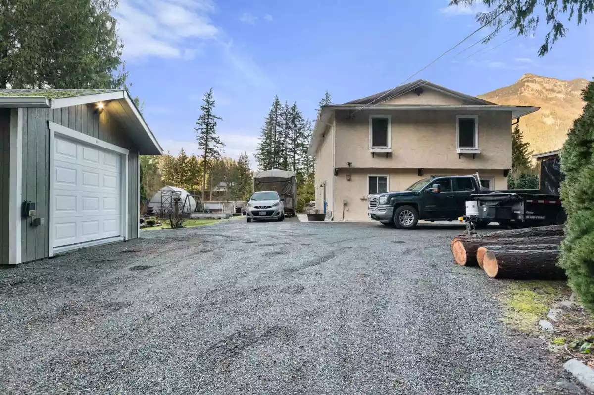 Exterior Rear Photo of 120 Robertson Crescent, Hope, BC
