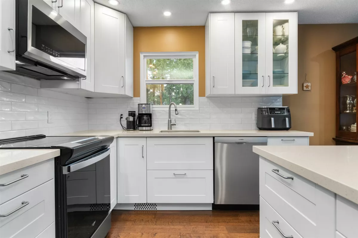 Pantry Photo of 120 Robertson Crescent, Hope, BC