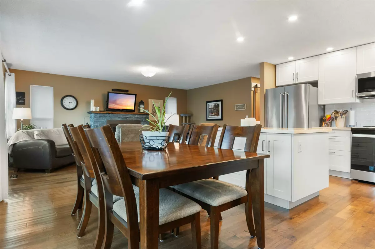 Primary Bedroom Photo of 120 Robertson Crescent, Hope, BC