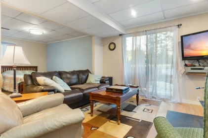 Hallway Photo of 120 Robertson Crescent, Hope, BC