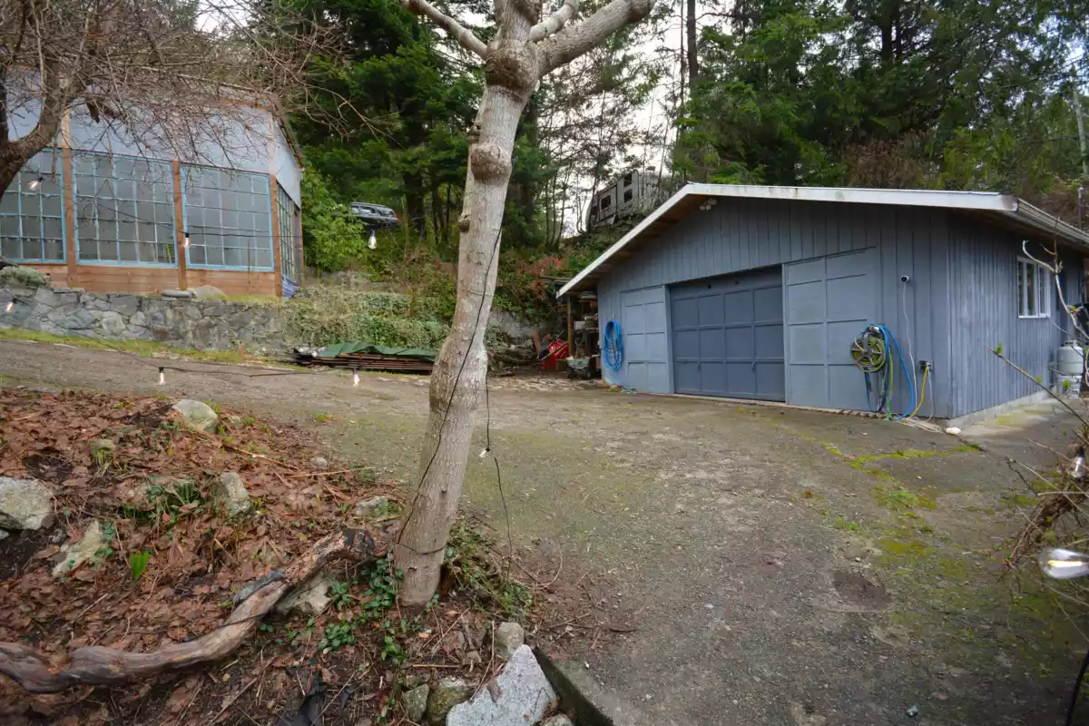 Family Room Photo of 5220 Claydon Road, Garden Bay, BC