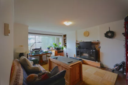 Office / Den Photo of 5220 Claydon Road, Garden Bay, BC