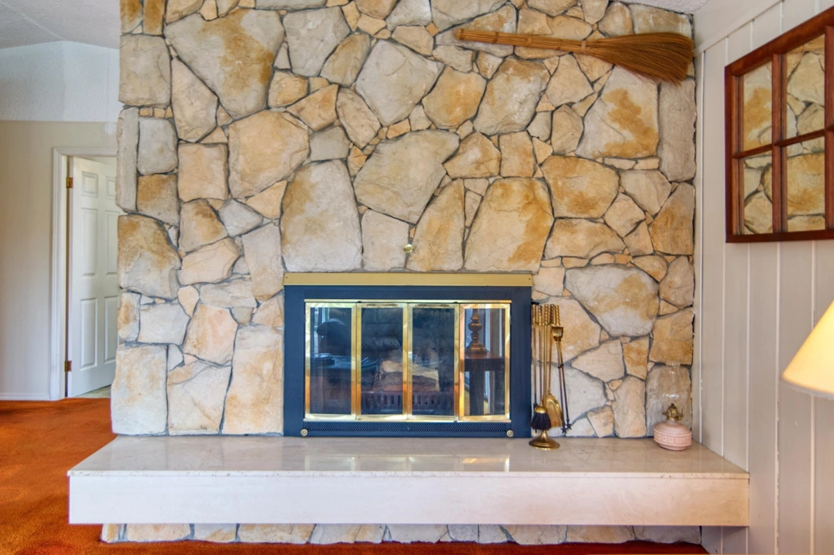 Backyard Photo of 4618 Gerrans Bay Road, Madeira Park, BC