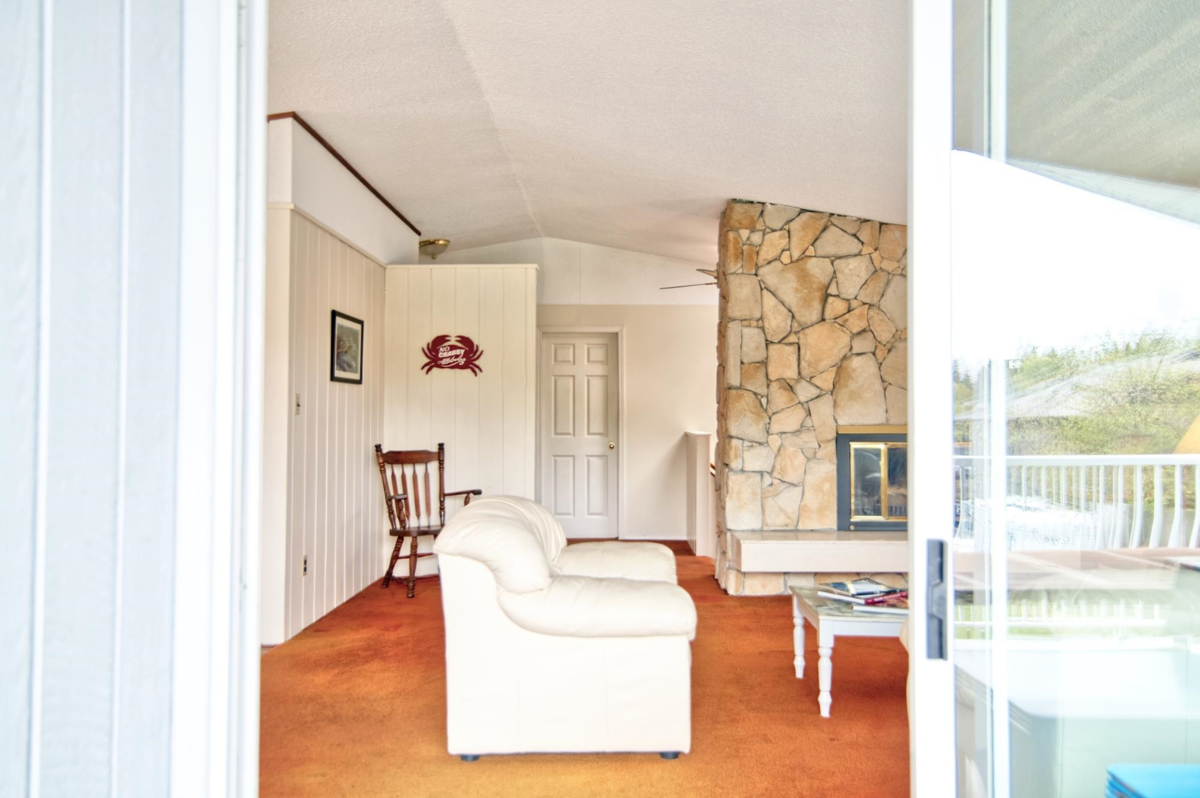 Outdoor Kitchen Photo of 4618 Gerrans Bay Road, Madeira Park, BC