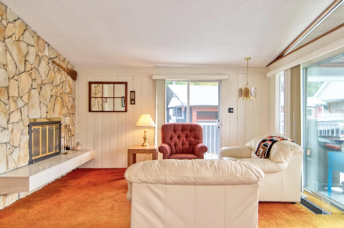 Outdoor Patio Photo of 4618 Gerrans Bay Road, Madeira Park, BC