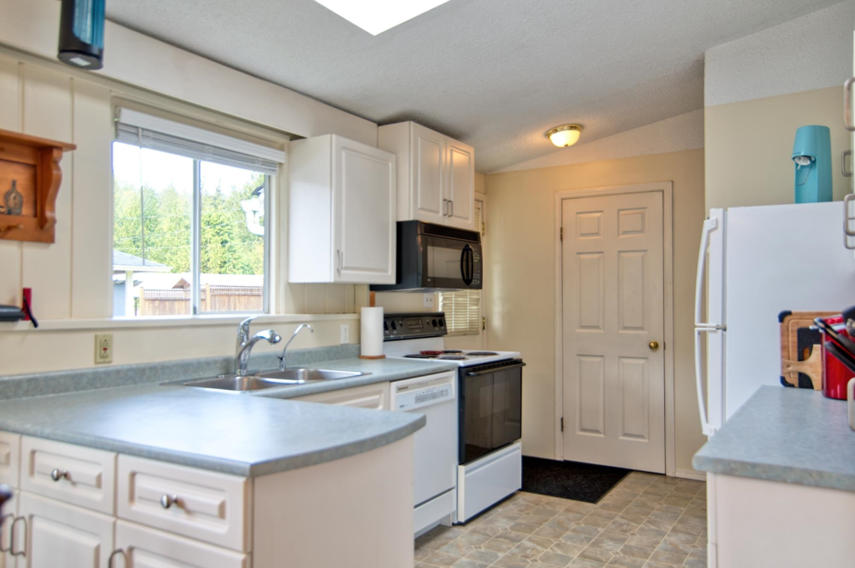 Street View Photo of 4618 Gerrans Bay Road, Madeira Park, BC