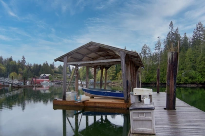 4618 Gerrans Bay Road, Madeira Park, BC, Madeira Park — Single Family Residence for sale