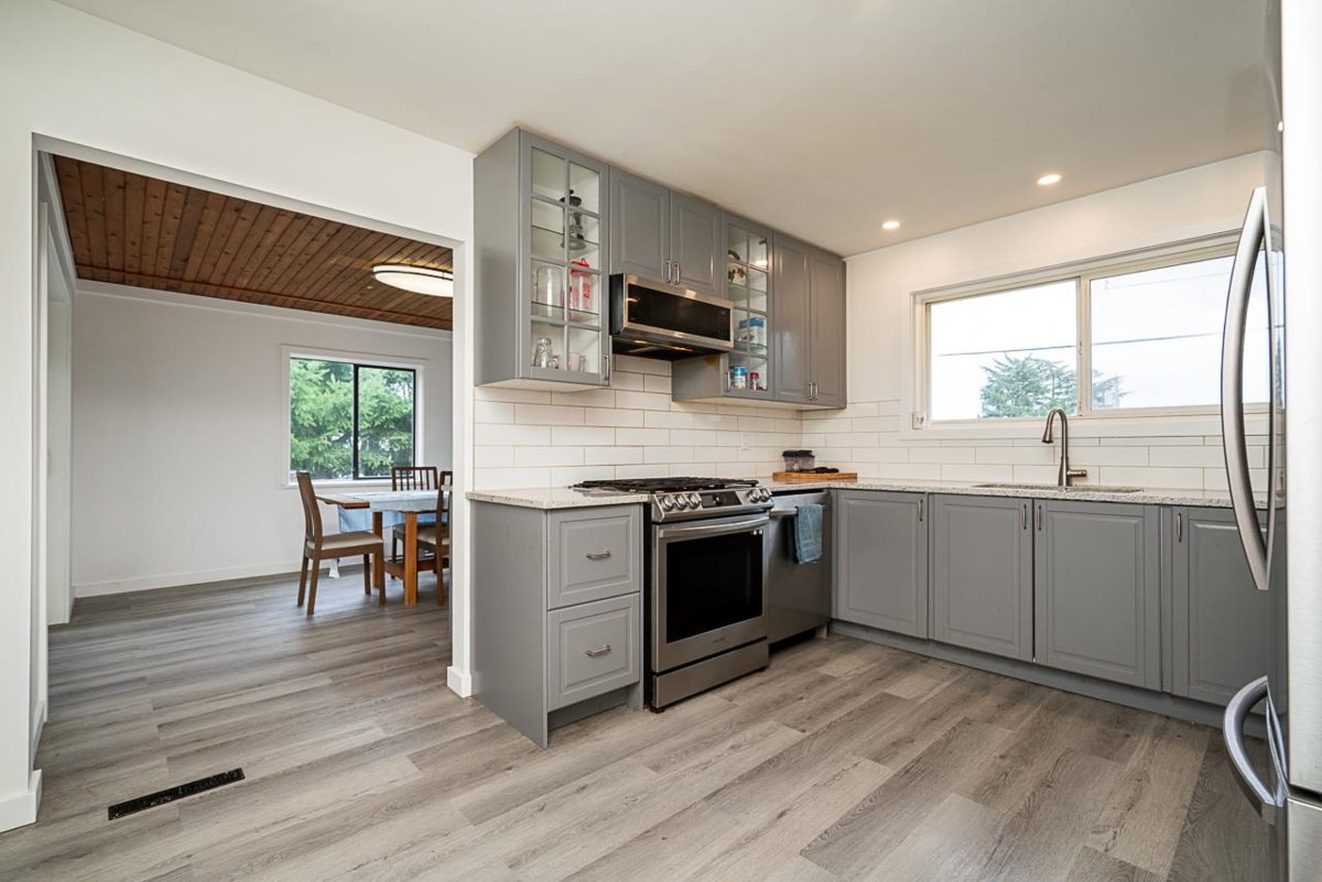Dining Area Photo of 2995 268a Street, Langley, BC