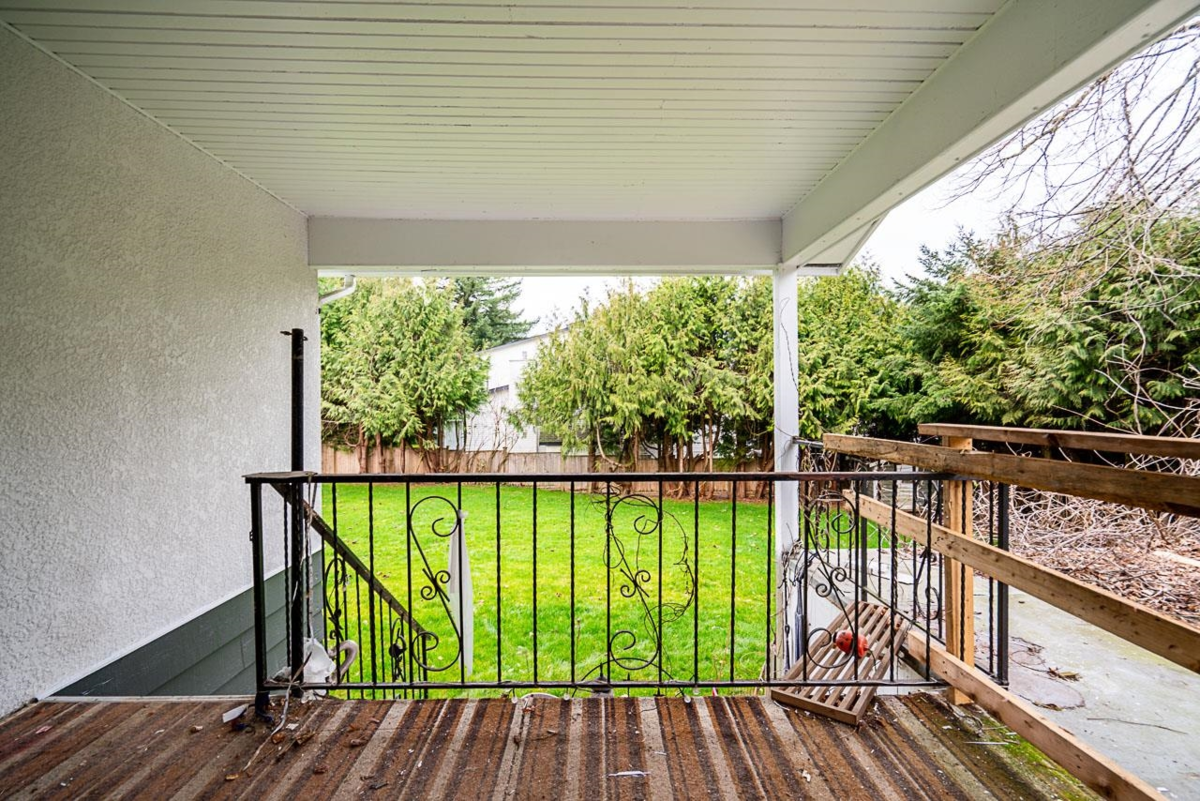 Guest Bathroom Photo of 2995 268a Street, Langley, BC