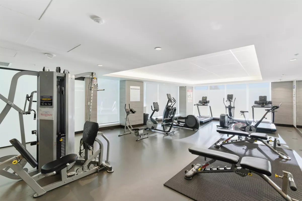 Front Yard Photo of 1403 1501 Foster Street, White Rock, BC