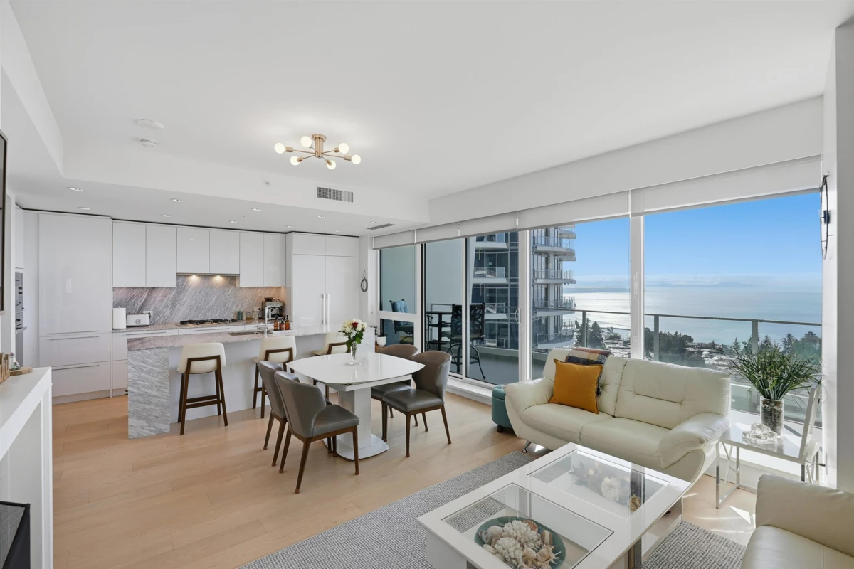 Guest Bathroom Photo of 1403 1501 Foster Street, White Rock, BC
