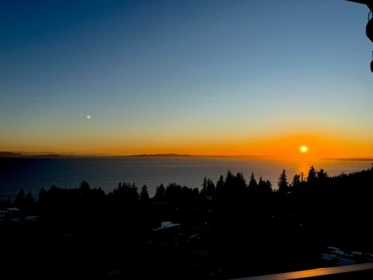 1403 1501 Foster Street, White Rock, BC, White Rock — 2 bed apartment/condo for sale