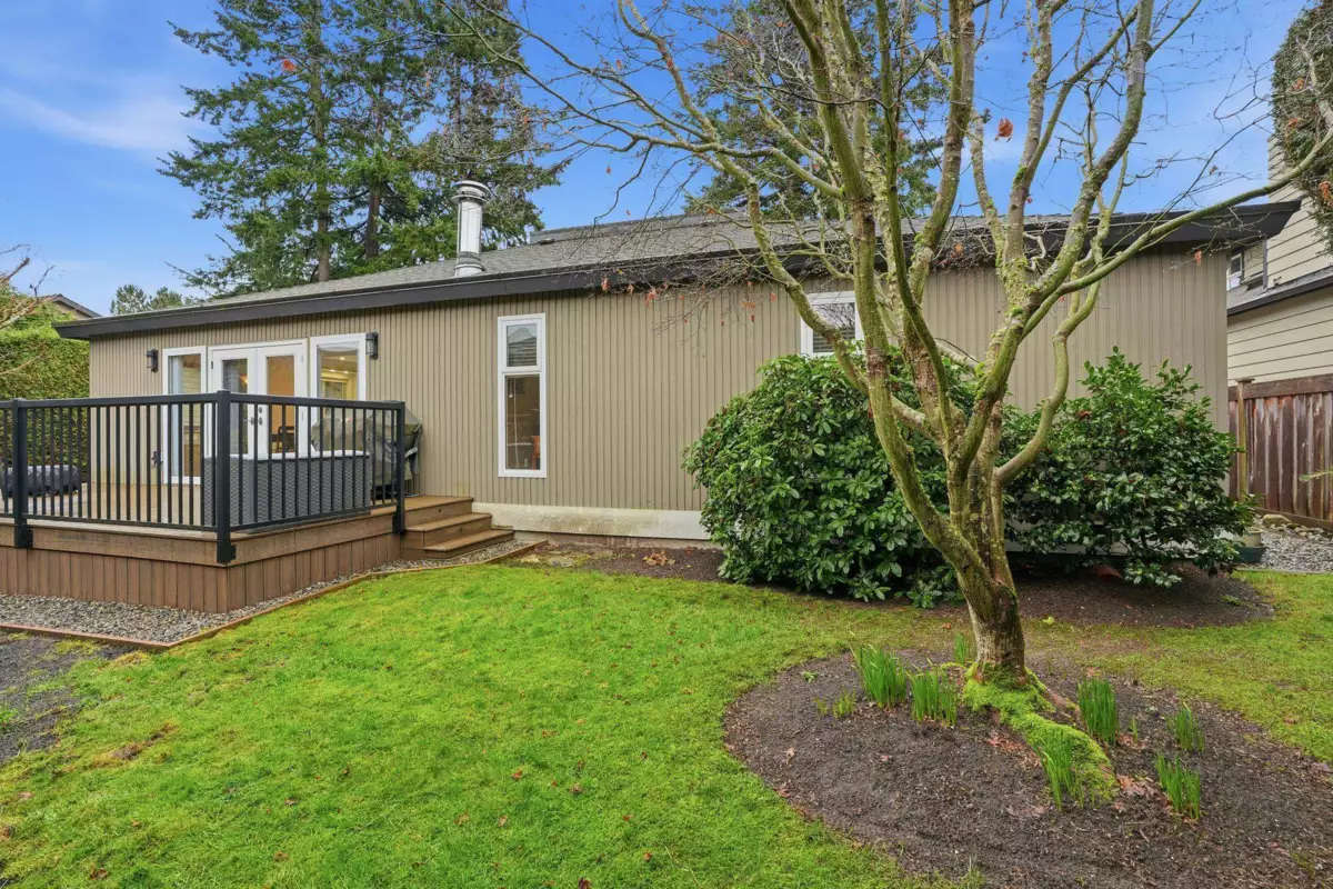 Hot Tub / Spa Photo of 5225 4 Avenue, Delta, BC